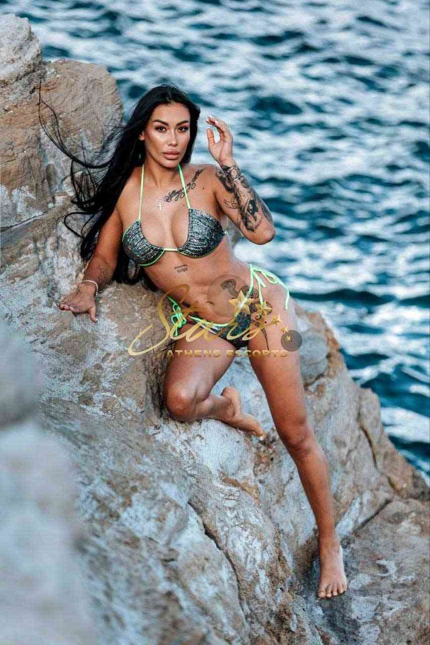MOLDAVIAN-ESCORT-GIRL-ANNA-S4