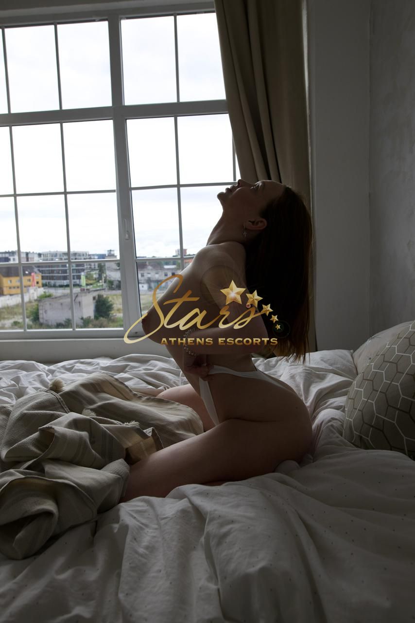 DARIA-ESCORT-GREECE