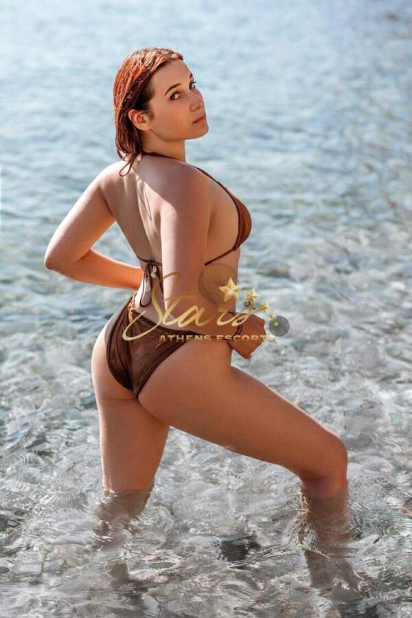 ADELINA-ESCORT-VIP
